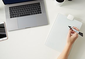 Desktop Glass Easel